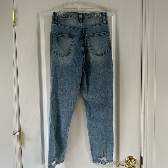 Target Wild Fable Distressed Medium Wash High Rise Jean Size 00 - Picture 3 of 6